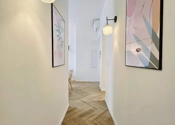 Le De Gaulle 1er - En Plein Centre *